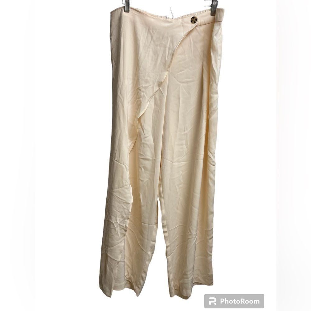 Eloquii Plus Size Cream Flowy Wide Leg Wrap Dress Pants SZ 16